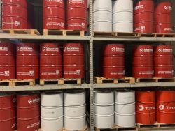 proper metalworking fluid and lubricant storage